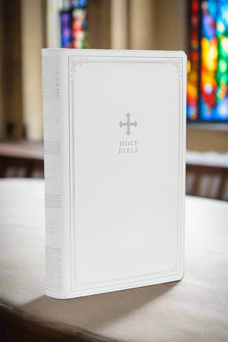 NRSV Catholic Bible, Gift Edition, Comfort Print, Leathersoft, White