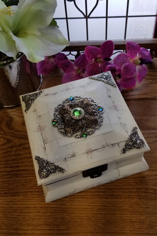 Jeweled Peridot Crystal Keepsake Bone Box