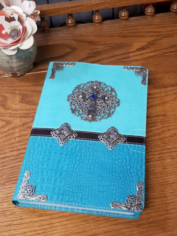 NIV Silver Style Metal Women's Devotional Bible