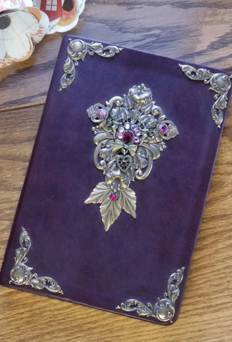 NIV Giant Print Jeweled Angels of Love Bible