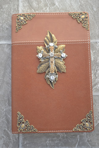 NIV Walk in the Woods Jeweled Bible - Brown