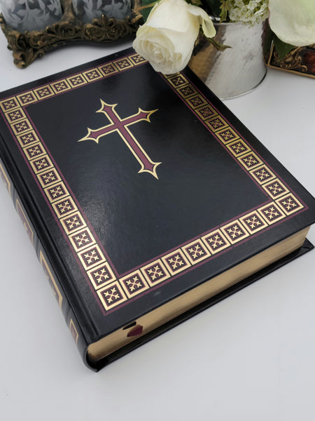 Catholic NABRE Signature Edition Large Print Family Bible - Black