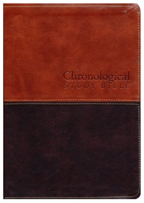 NKJV Chronological Study Bible LeatherSoft Earth Brown/Auburn